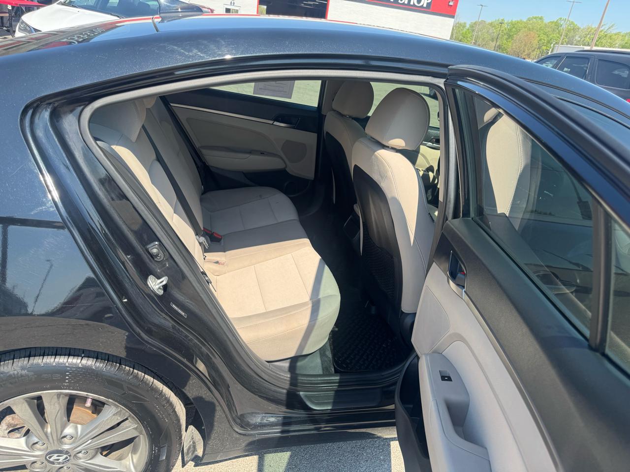 Hyundai Elantra Value Edition 2.0L Auto (Alabama) 2018