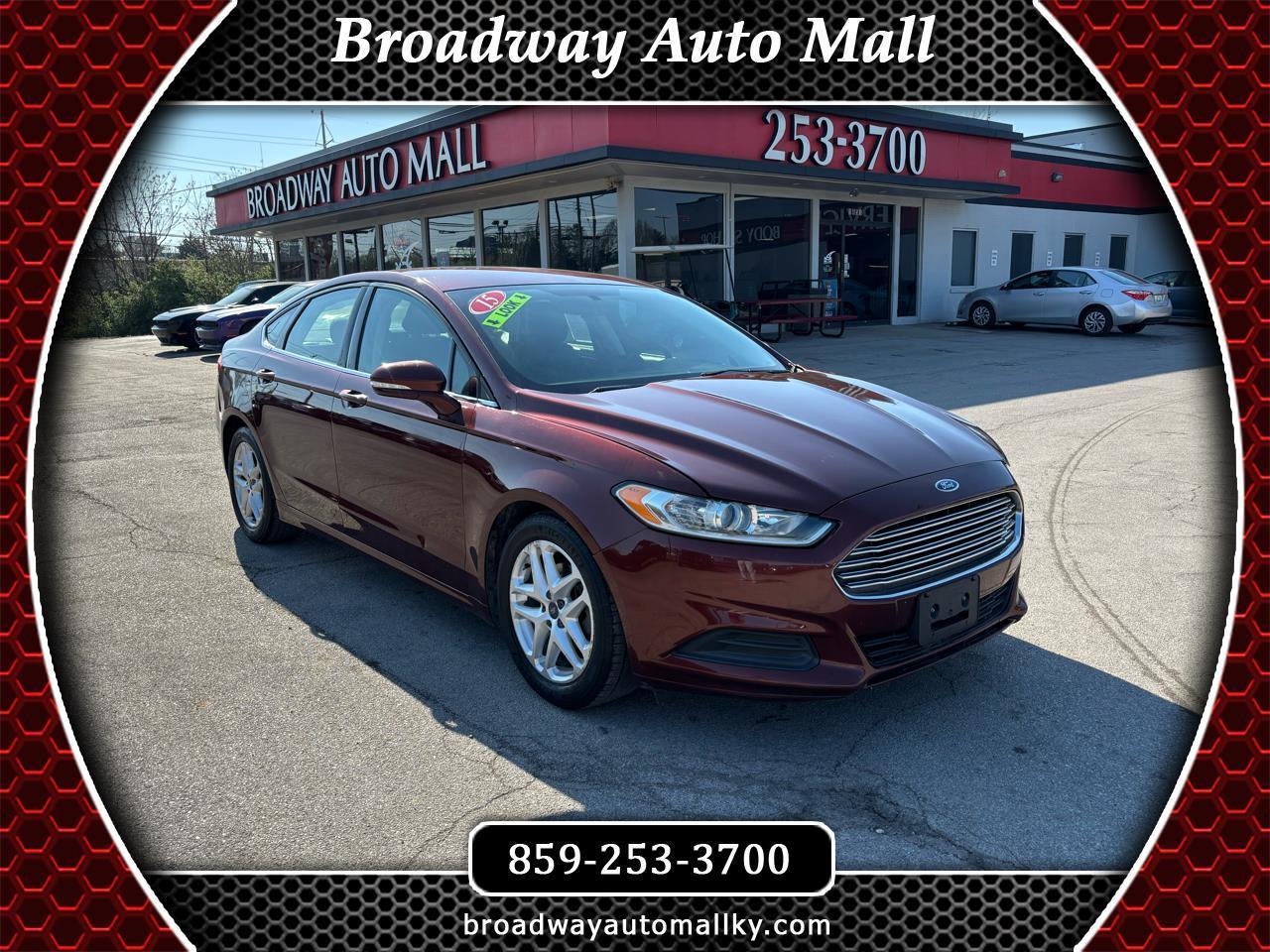 Ford Fusion 4dr Sdn SE FWD 2015