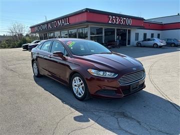 2015 Ford Fusion 4dr Sdn SE FWD