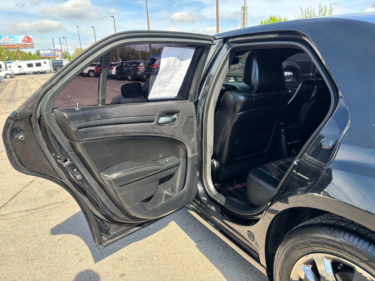 Chrysler 300 4dr Sdn 300S AWD 2014