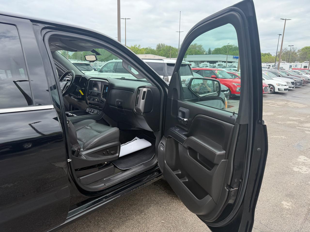 GMC Sierra 1500 4WD Crew Cab 143.5" SLT 2015