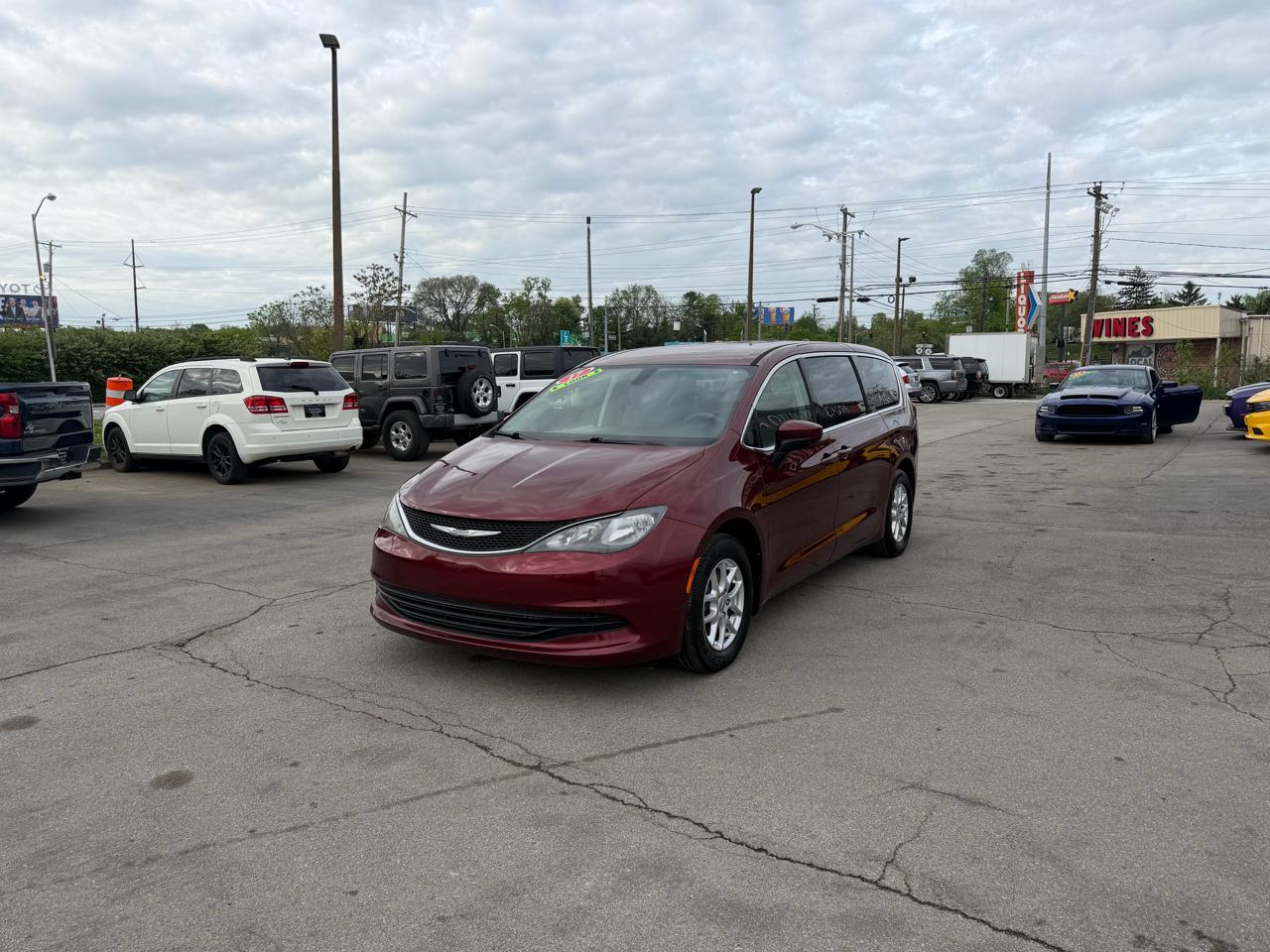 Chrysler Pacifica Touring FWD 2017