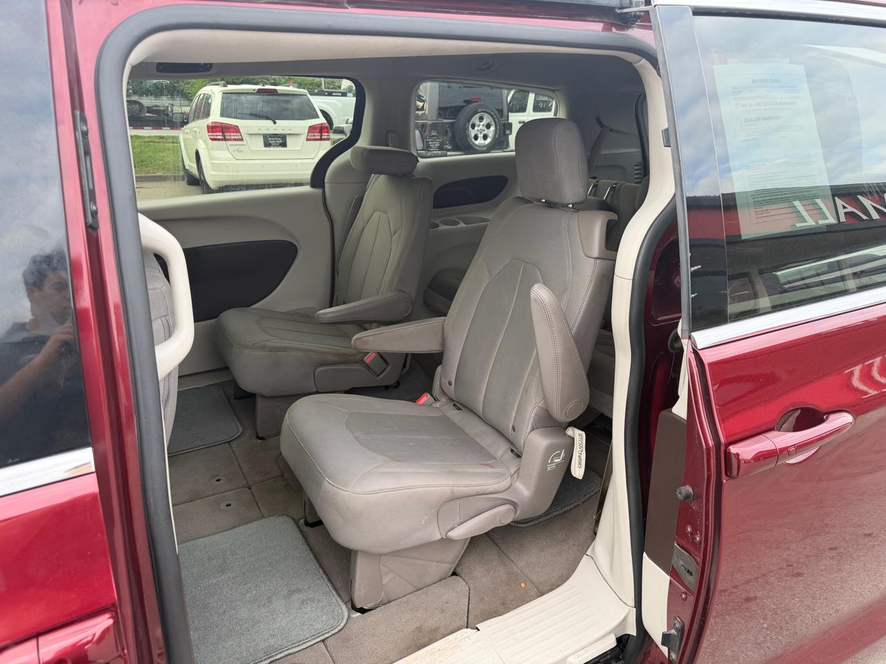 Chrysler Pacifica Touring FWD 2017