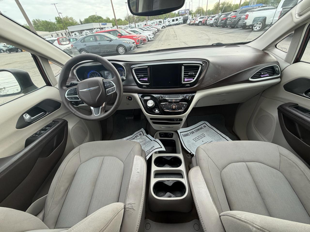 Chrysler Pacifica Touring FWD 2017