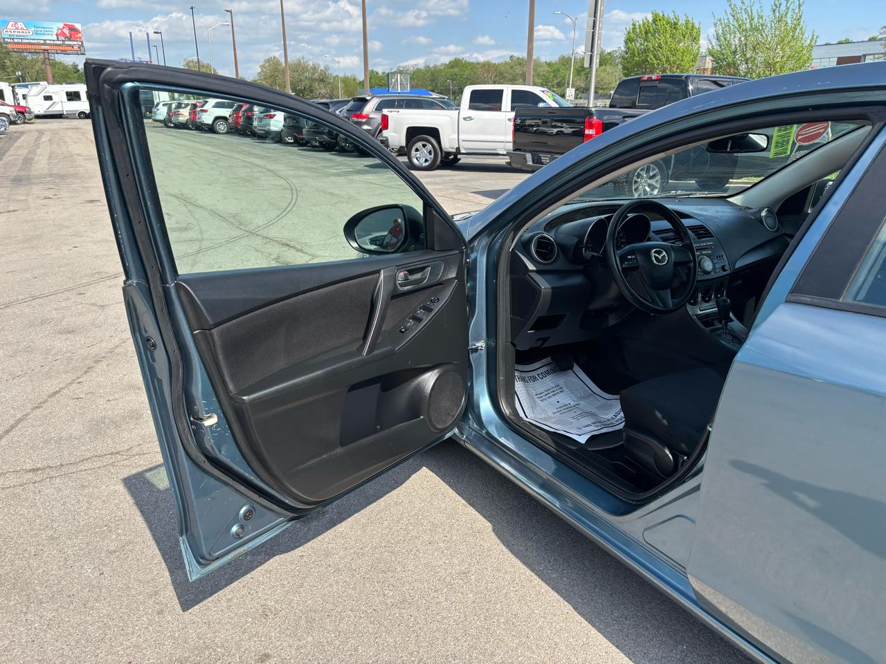 Mazda MAZDA3 4dr Sdn Auto i Sport 2010