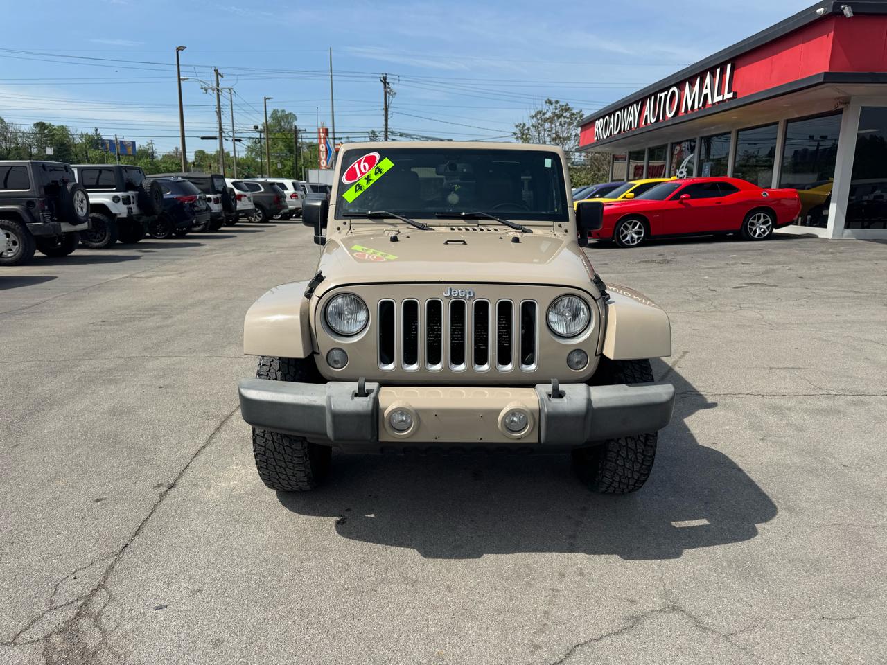 Jeep Wrangler Unlimited 4WD 4dr Sahara 2016