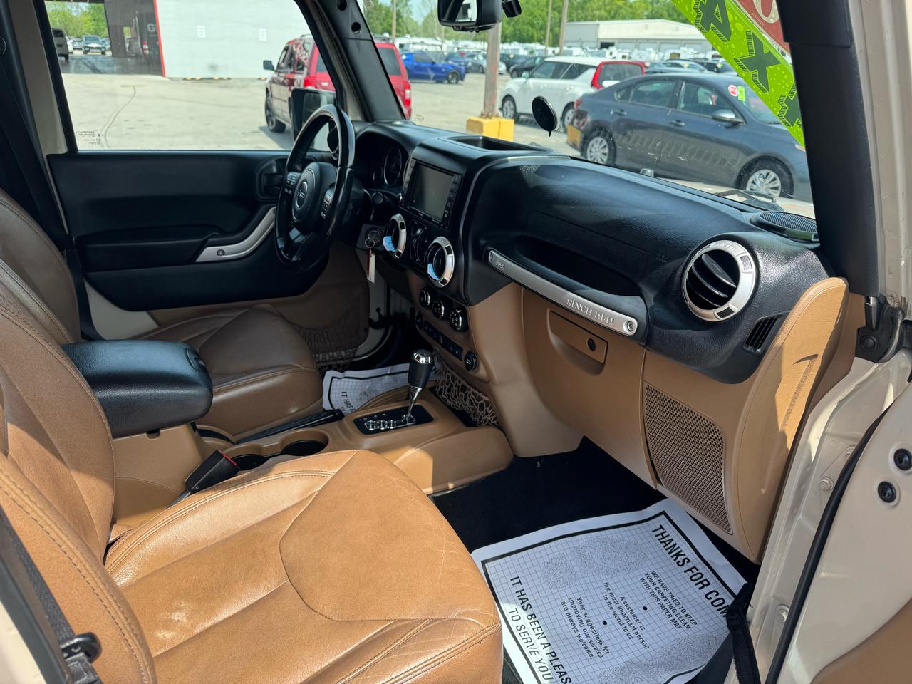 Jeep Wrangler Unlimited 4WD 4dr Sahara 2016