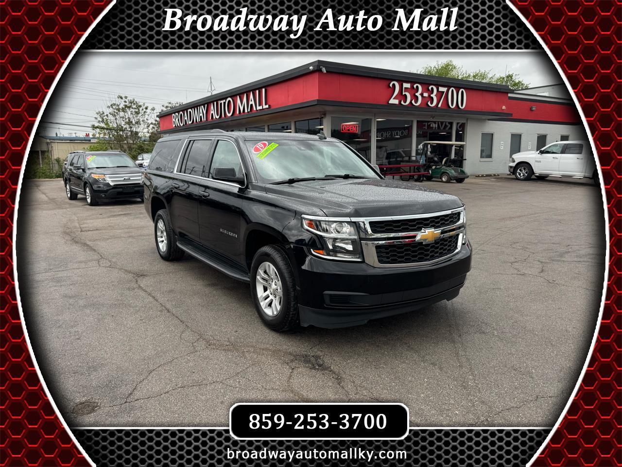 Chevrolet Suburban 4WD 4dr 1500 LT 2019
