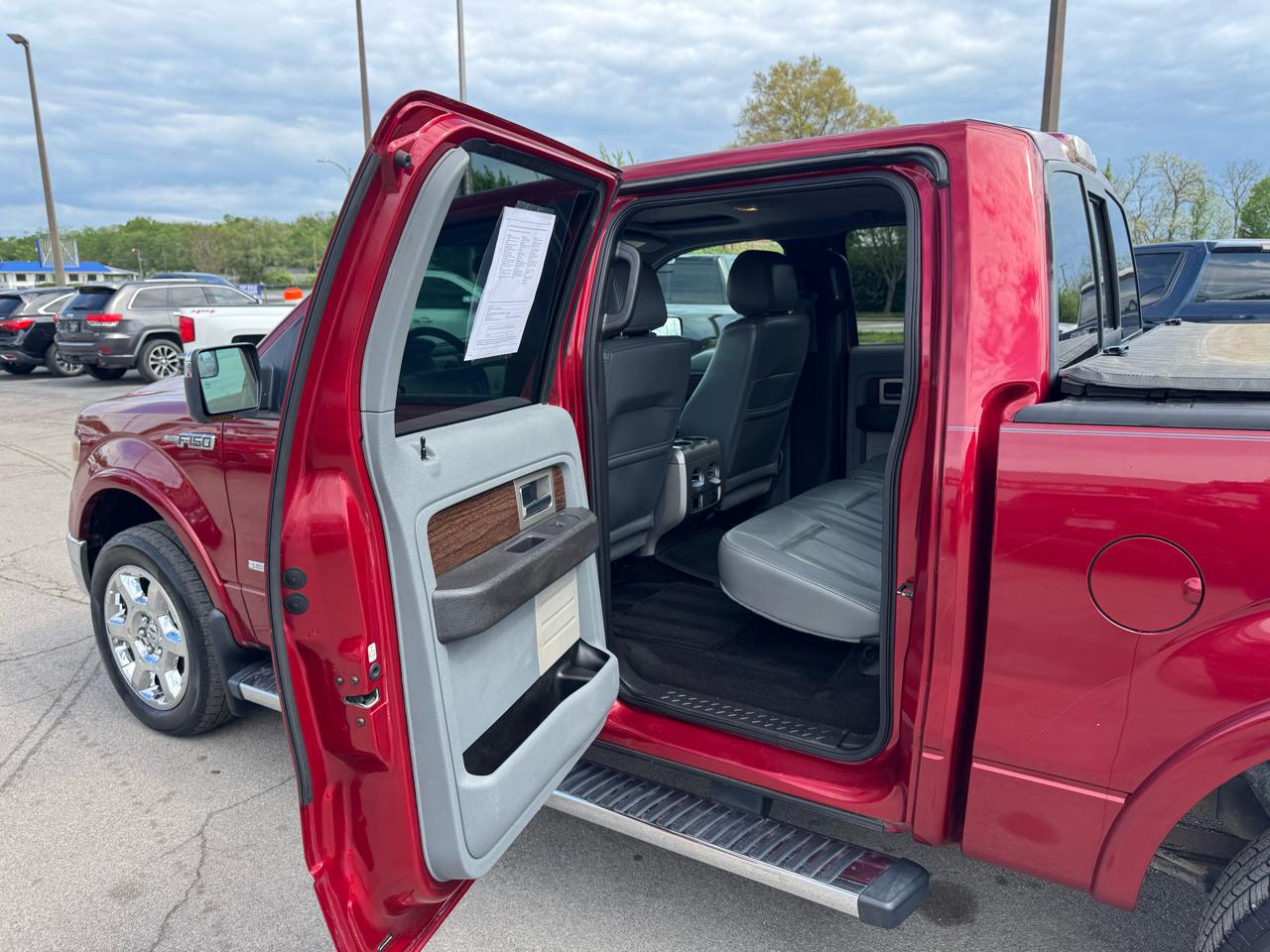 Ford F-150 4WD SuperCrew 145" Lariat 2013