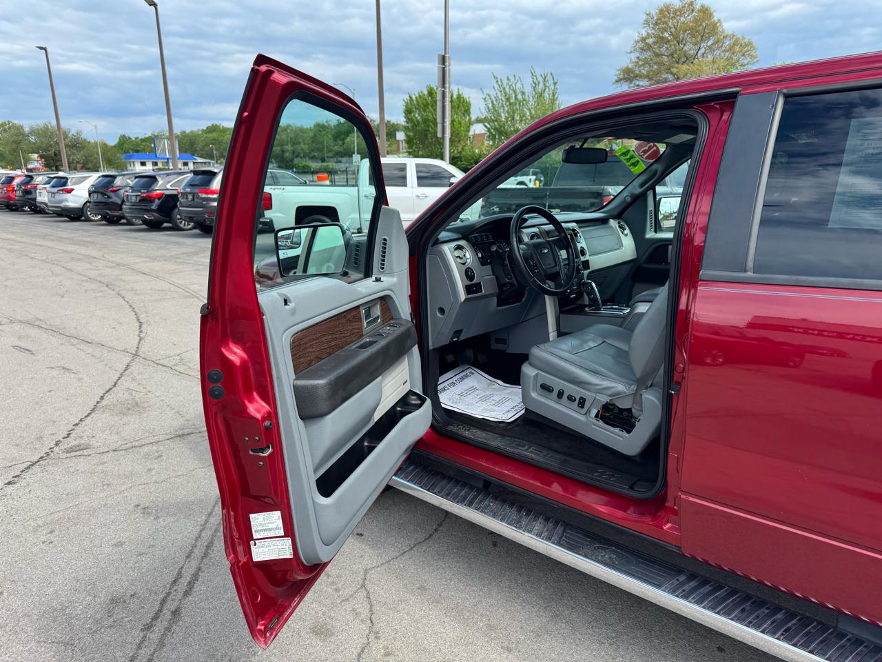 Ford F-150 4WD SuperCrew 145" Lariat 2013