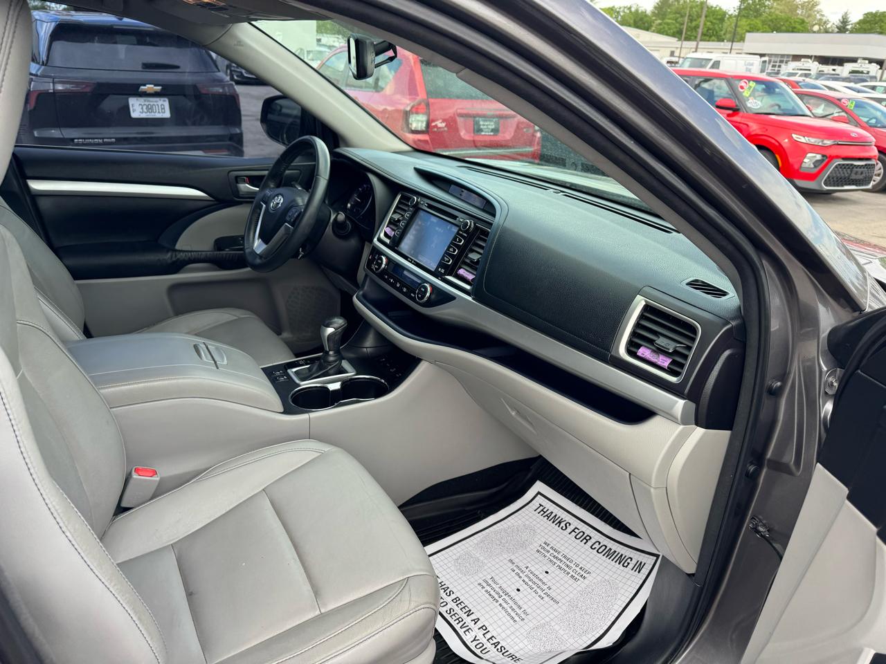 Toyota Highlander AWD 4dr V6 XLE (Natl) 2015