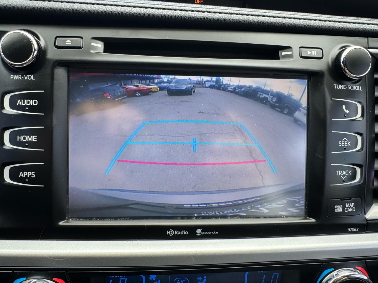 Toyota Highlander AWD 4dr V6 XLE (Natl) 2015