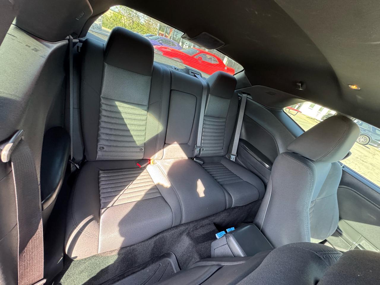 Dodge Challenger 2dr Cpe SXT 2013