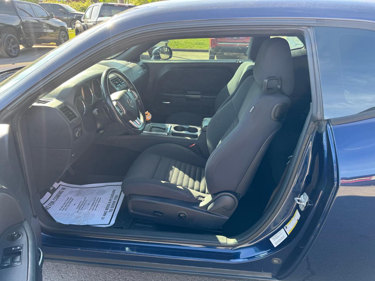 Dodge Challenger 2dr Cpe SXT 2013