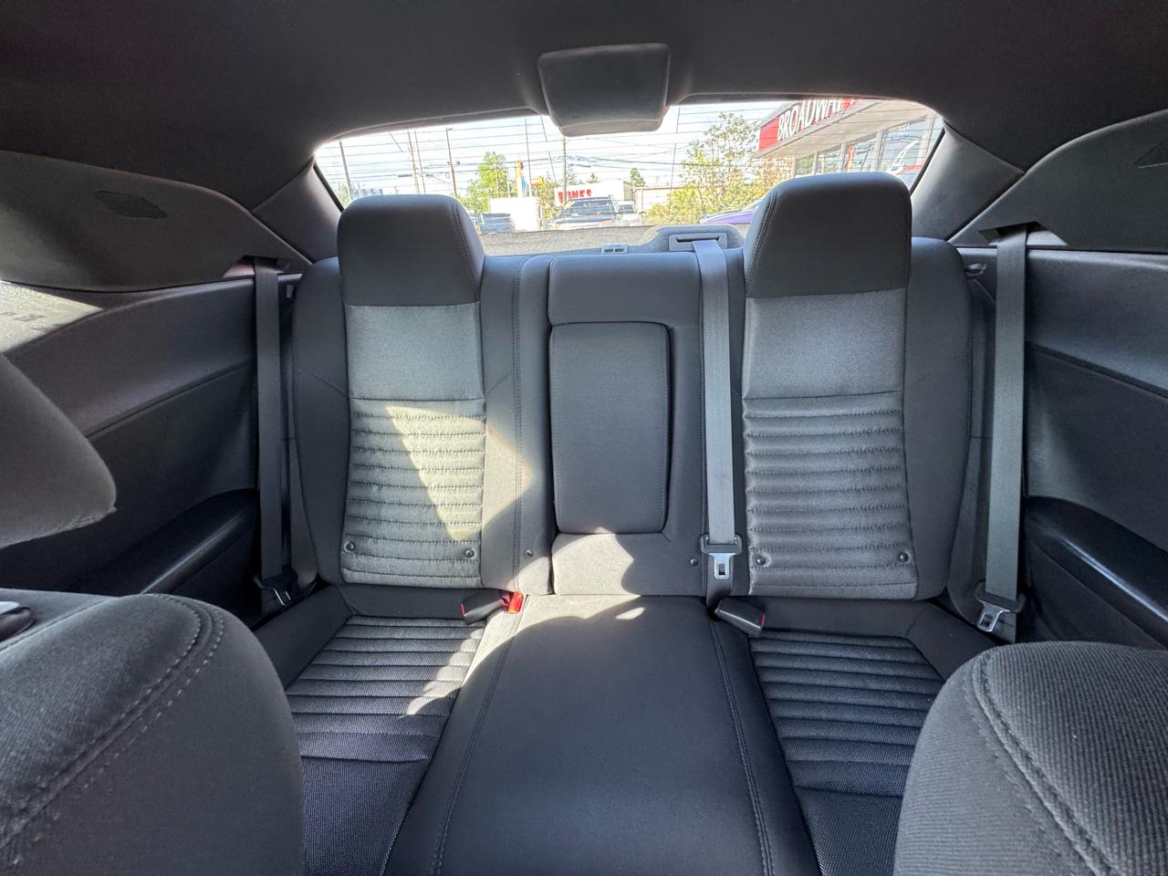 Dodge Challenger 2dr Cpe SXT 2013