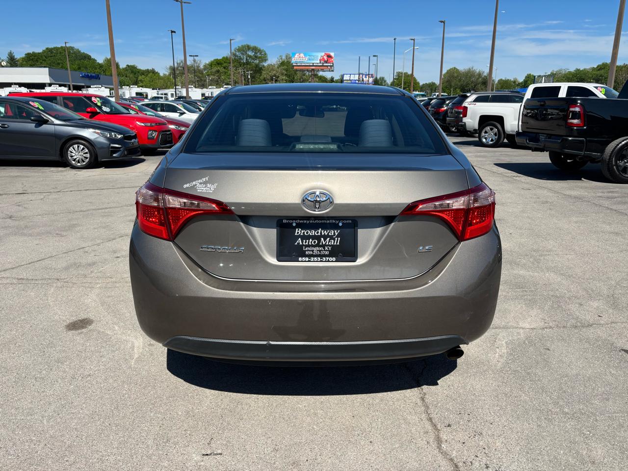 Toyota Corolla 4dr Sdn Auto L (Natl) 2019