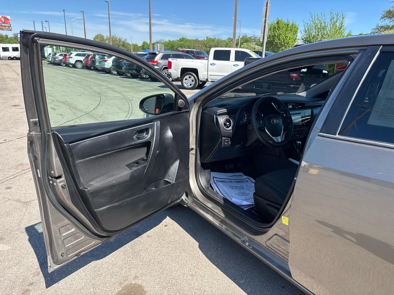 Toyota Corolla 4dr Sdn Auto L (Natl) 2019