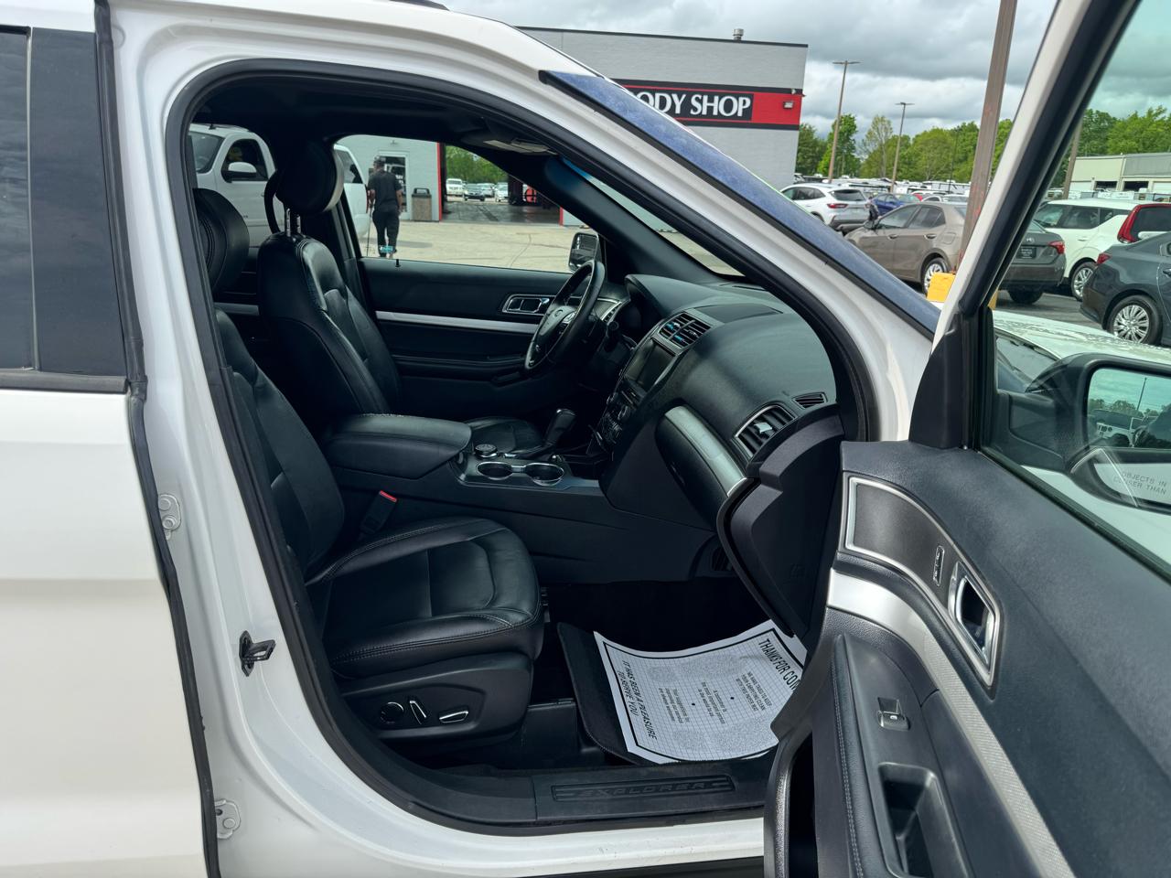 Ford Explorer 4WD 4dr XLT 2016