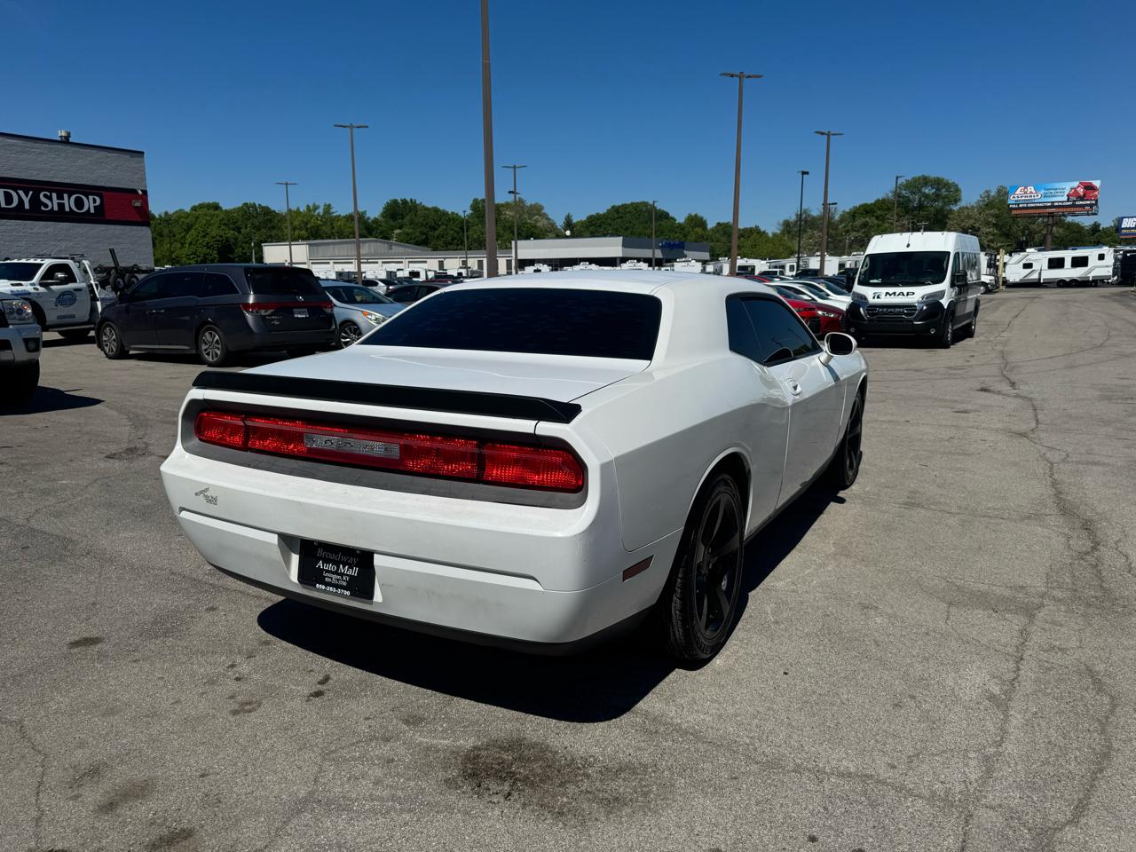 Dodge Challenger 2dr Cpe SE 2010