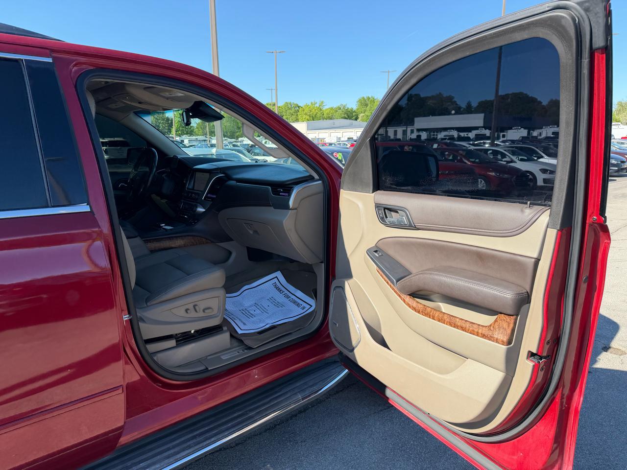 Chevrolet Suburban  2015