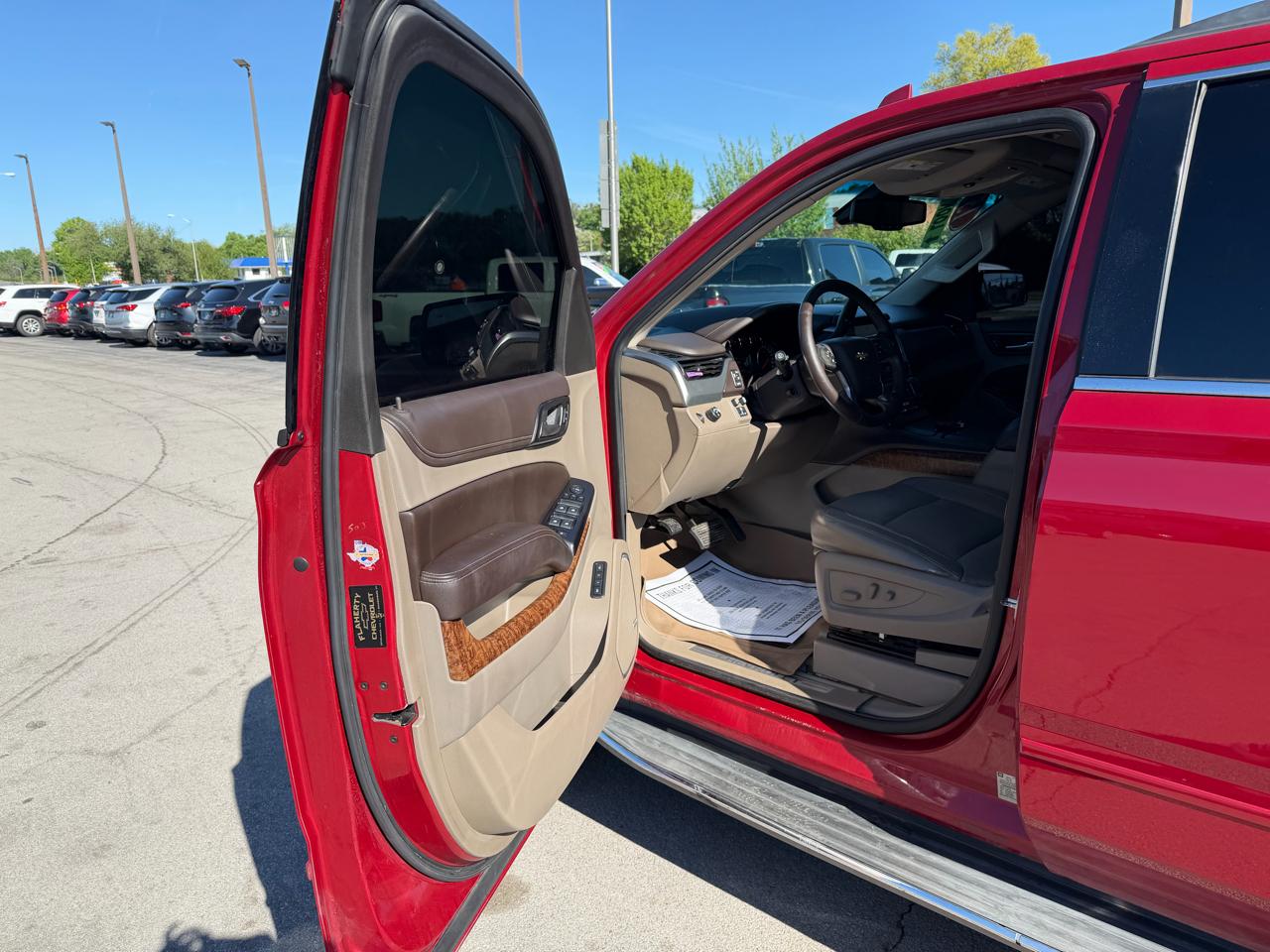 Chevrolet Suburban  2015