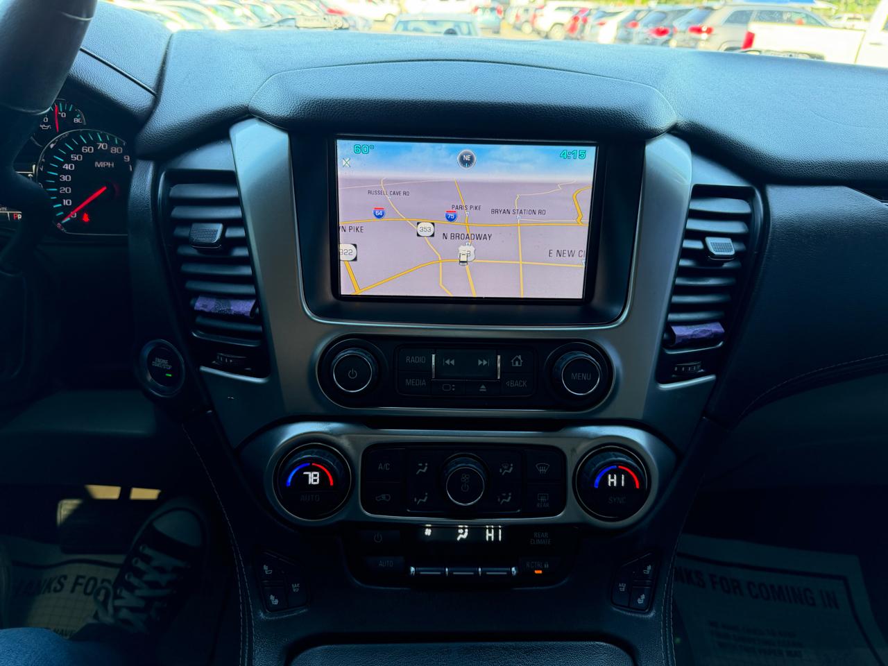 Chevrolet Suburban  2015