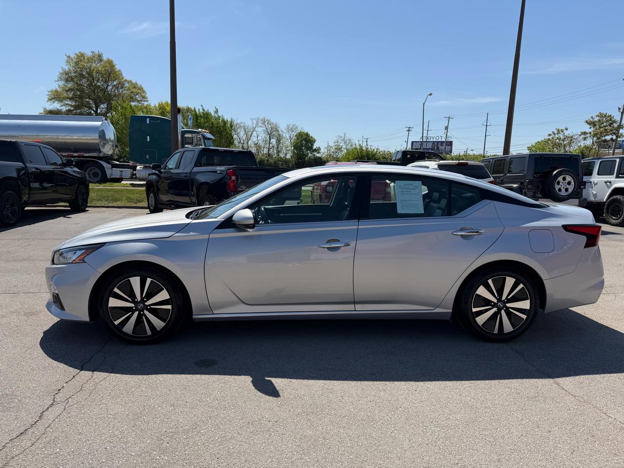 Nissan Altima  2019