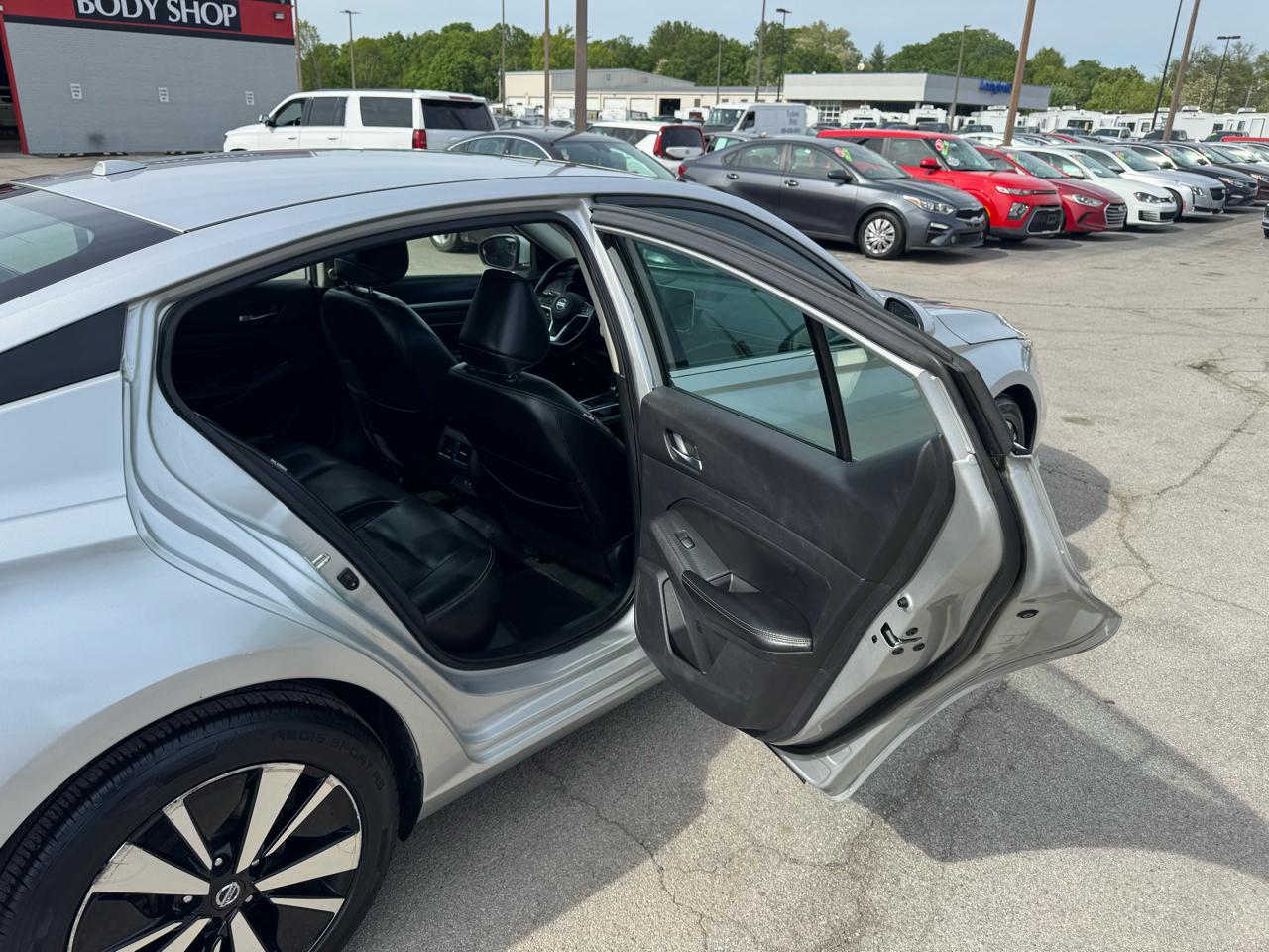 Nissan Altima 2.5 SL Sedan 2020