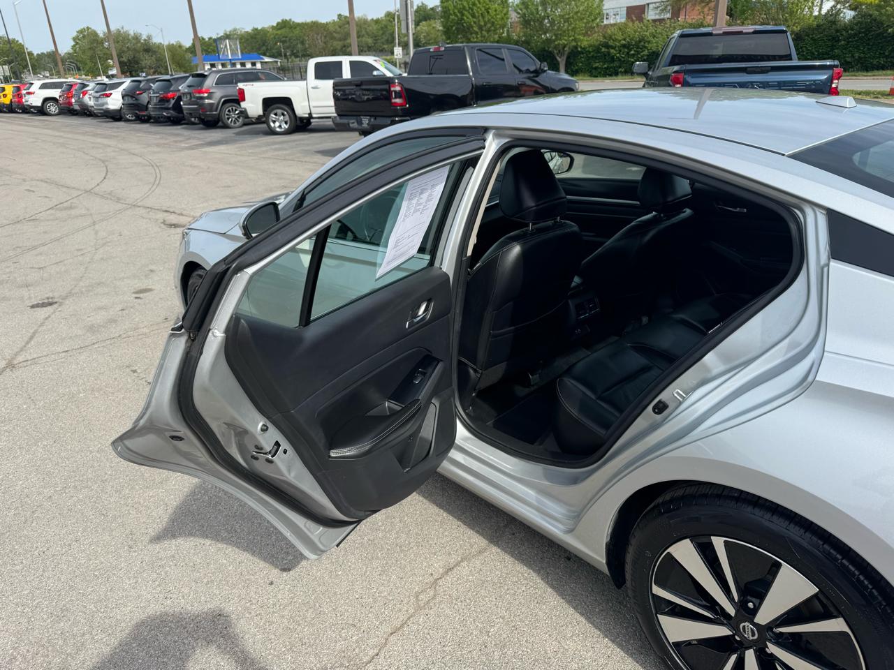 Nissan Altima 2.5 SL Sedan 2020