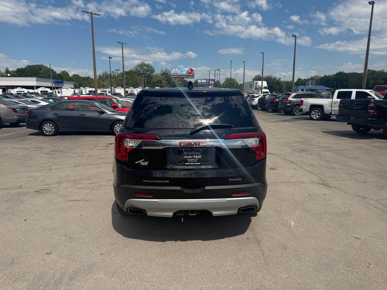GMC Acadia AWD 4dr SLE 2021