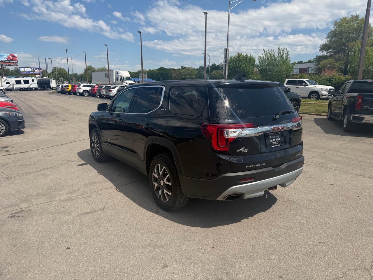 GMC Acadia AWD 4dr SLE 2021