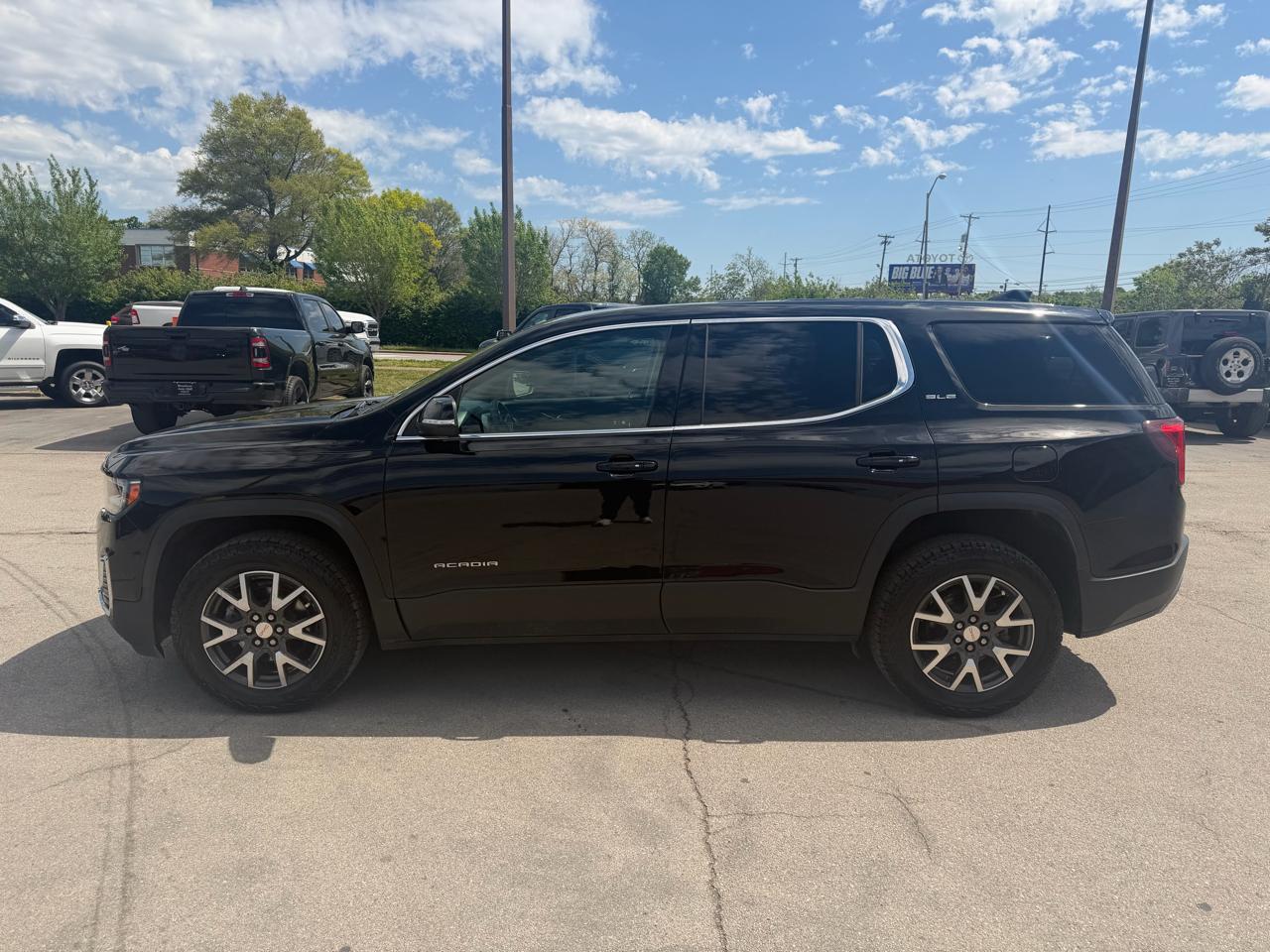 GMC Acadia AWD 4dr SLE 2021