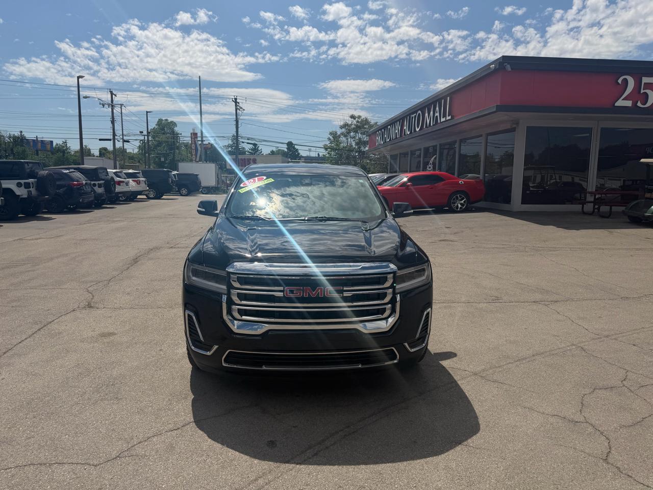 GMC Acadia AWD 4dr SLE 2021