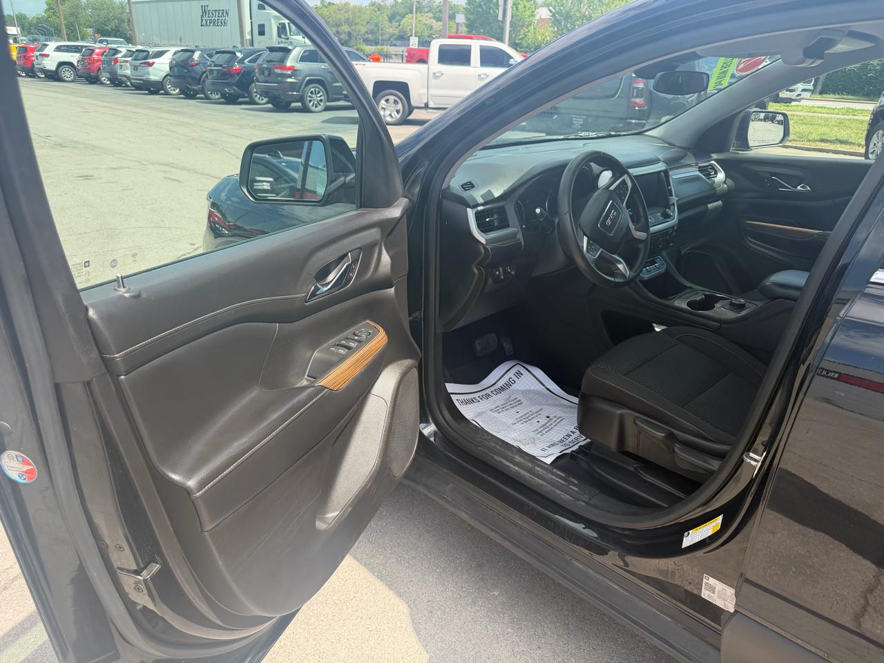 GMC Acadia AWD 4dr SLE 2021