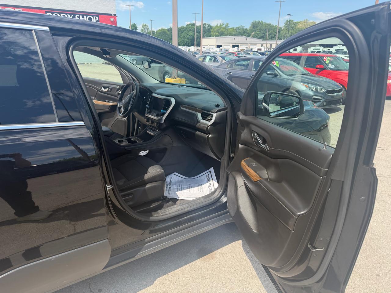 GMC Acadia AWD 4dr SLE 2021