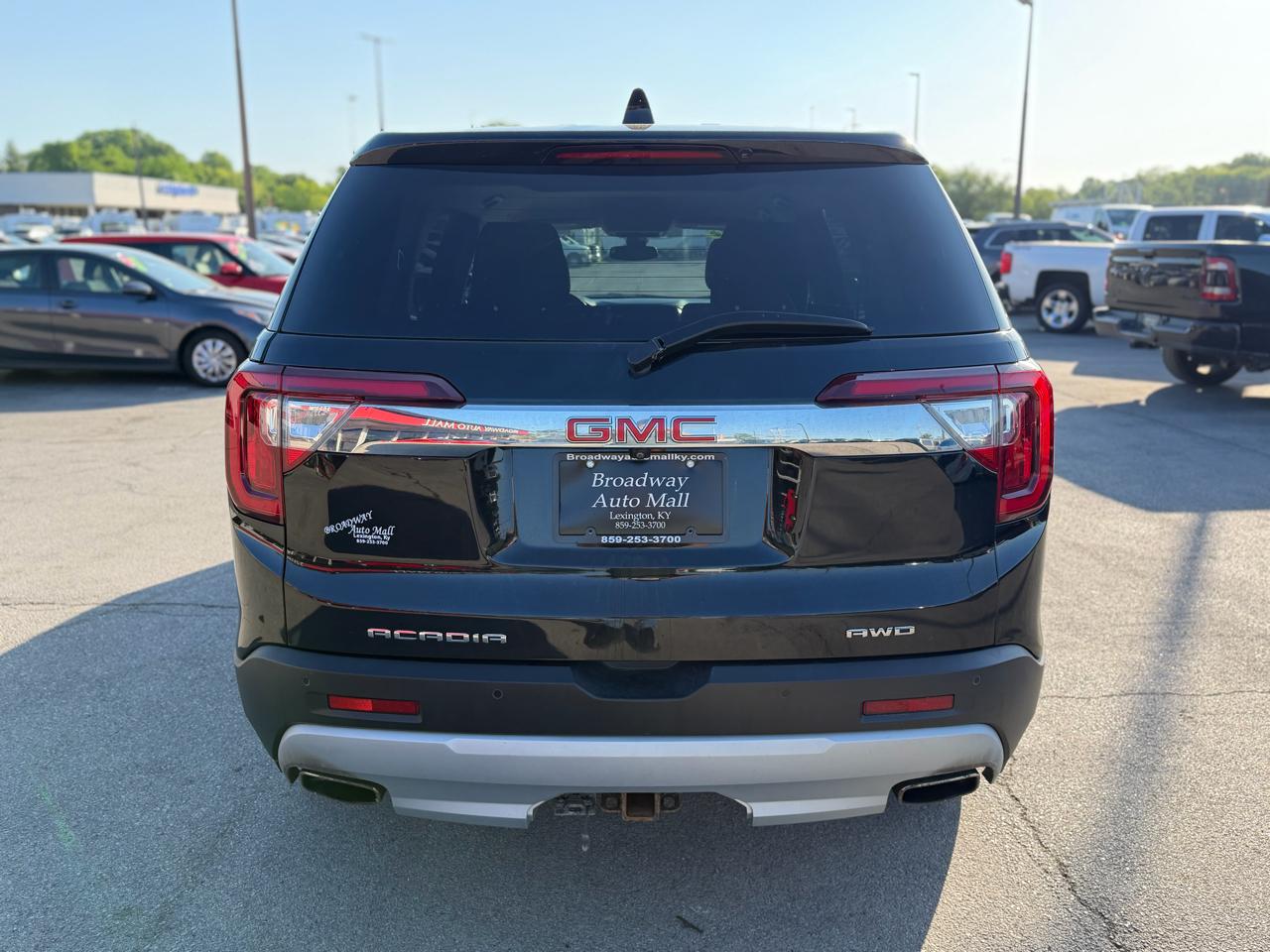 GMC Acadia AWD 4dr SLE 2021