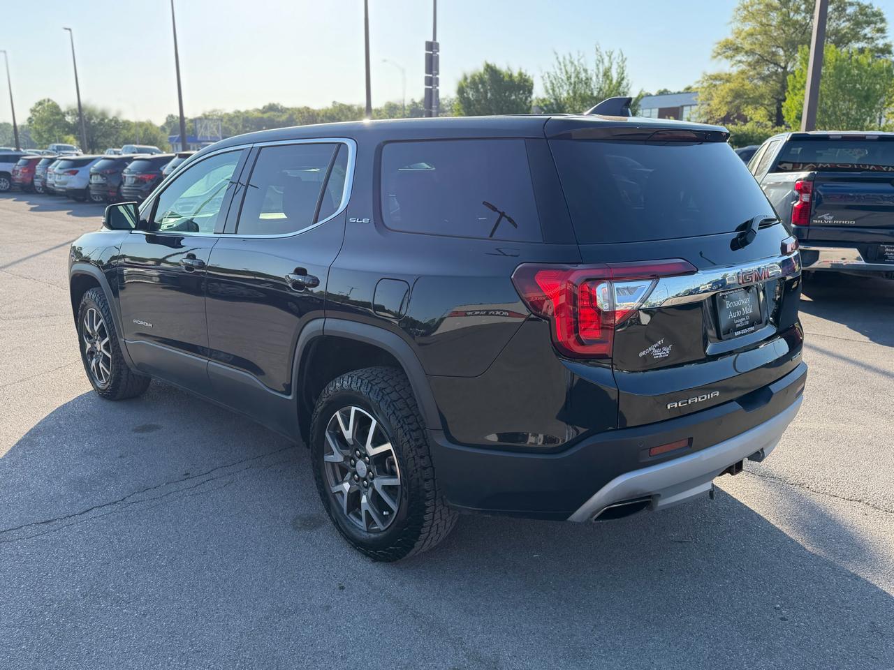 GMC Acadia AWD 4dr SLE 2021