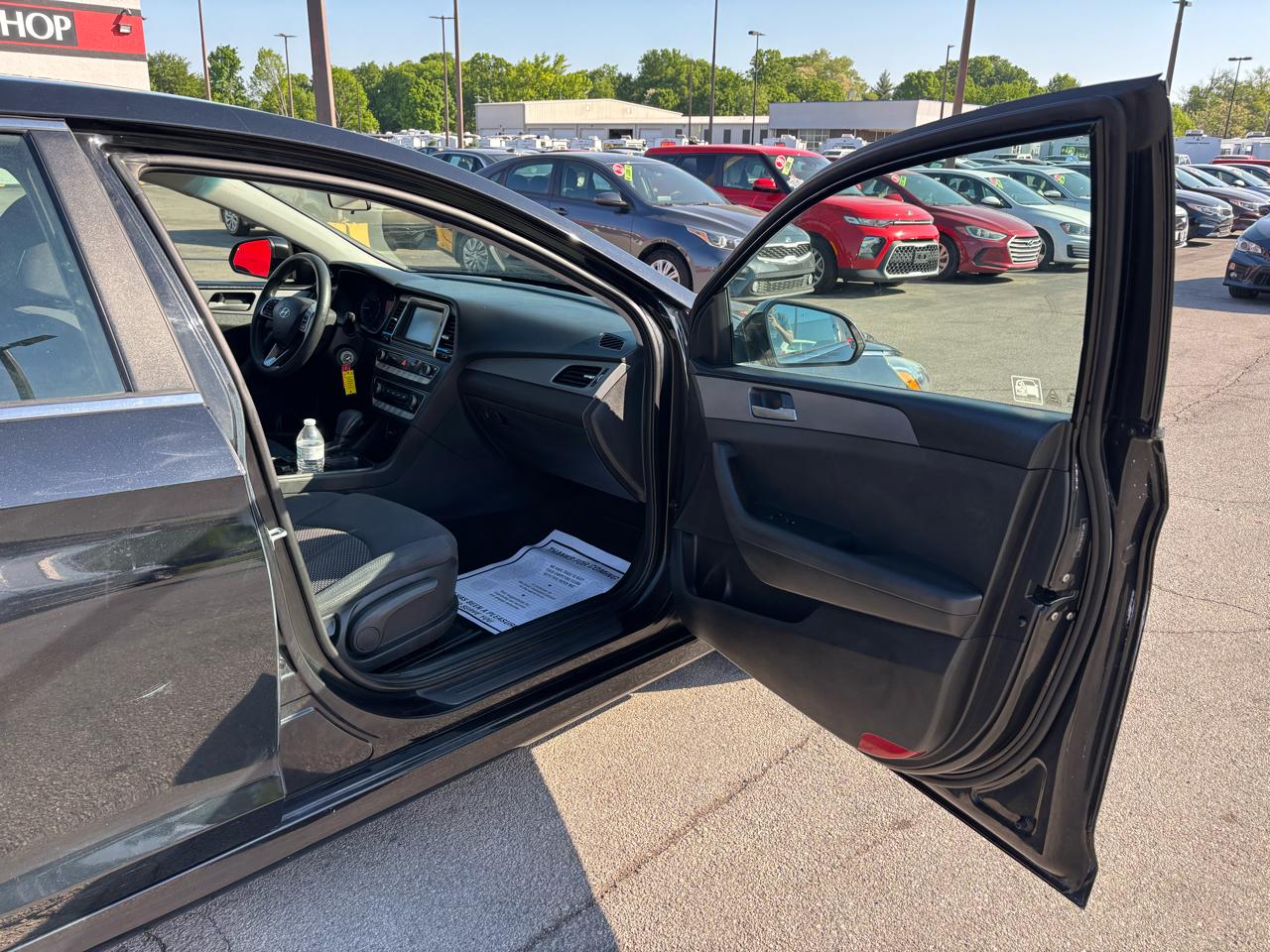 Hyundai Sonata SE 2.4L 2019