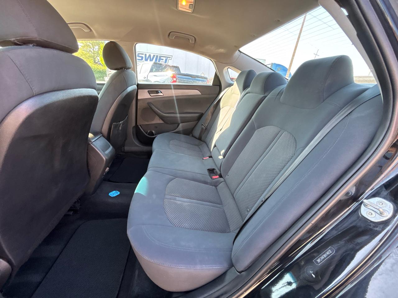 Hyundai Sonata SE 2.4L 2019