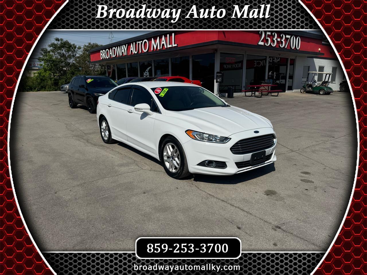 Ford Fusion 4dr Sdn SE FWD 2016