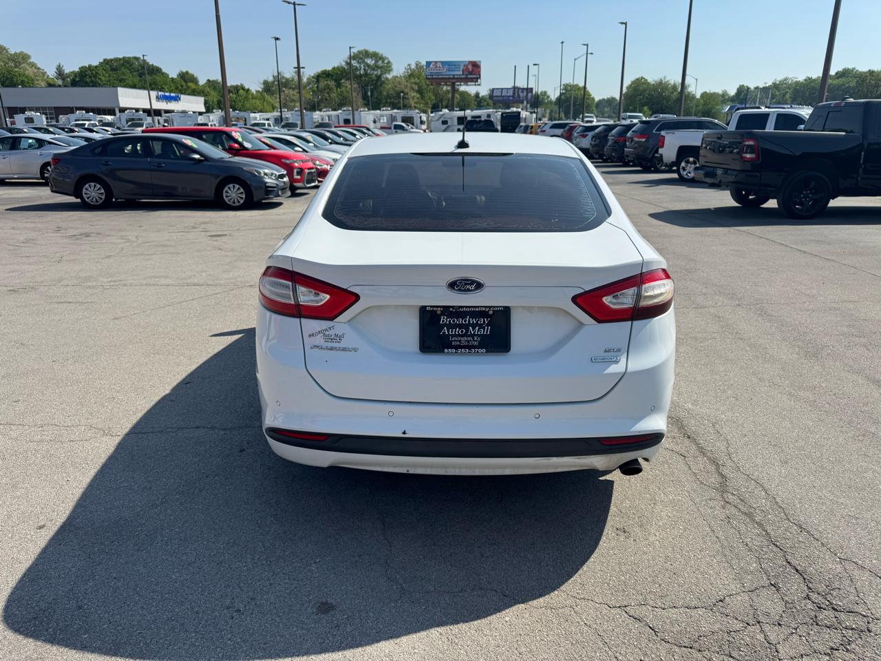 Ford Fusion 4dr Sdn SE FWD 2016