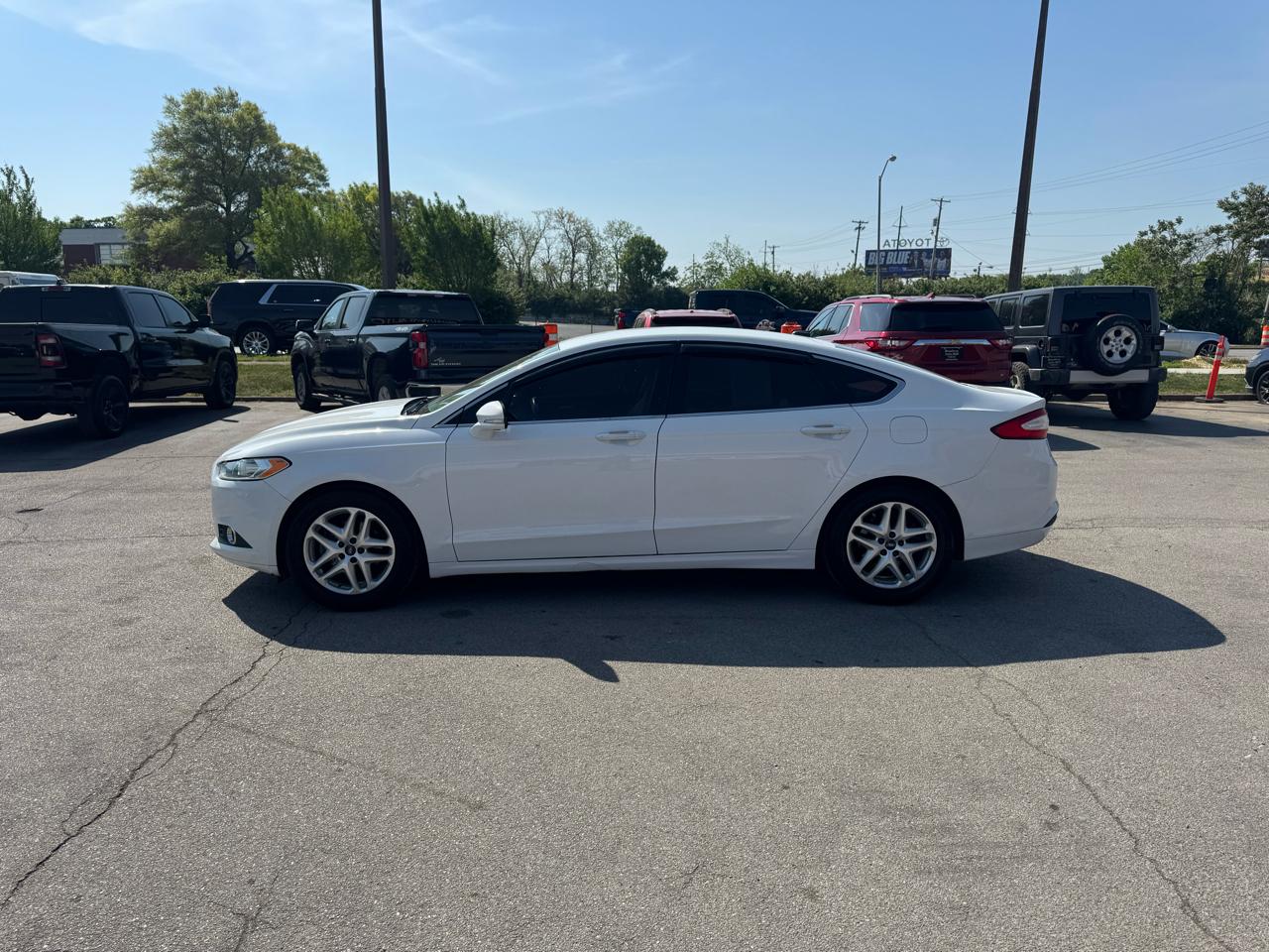 Ford Fusion 4dr Sdn SE FWD 2016
