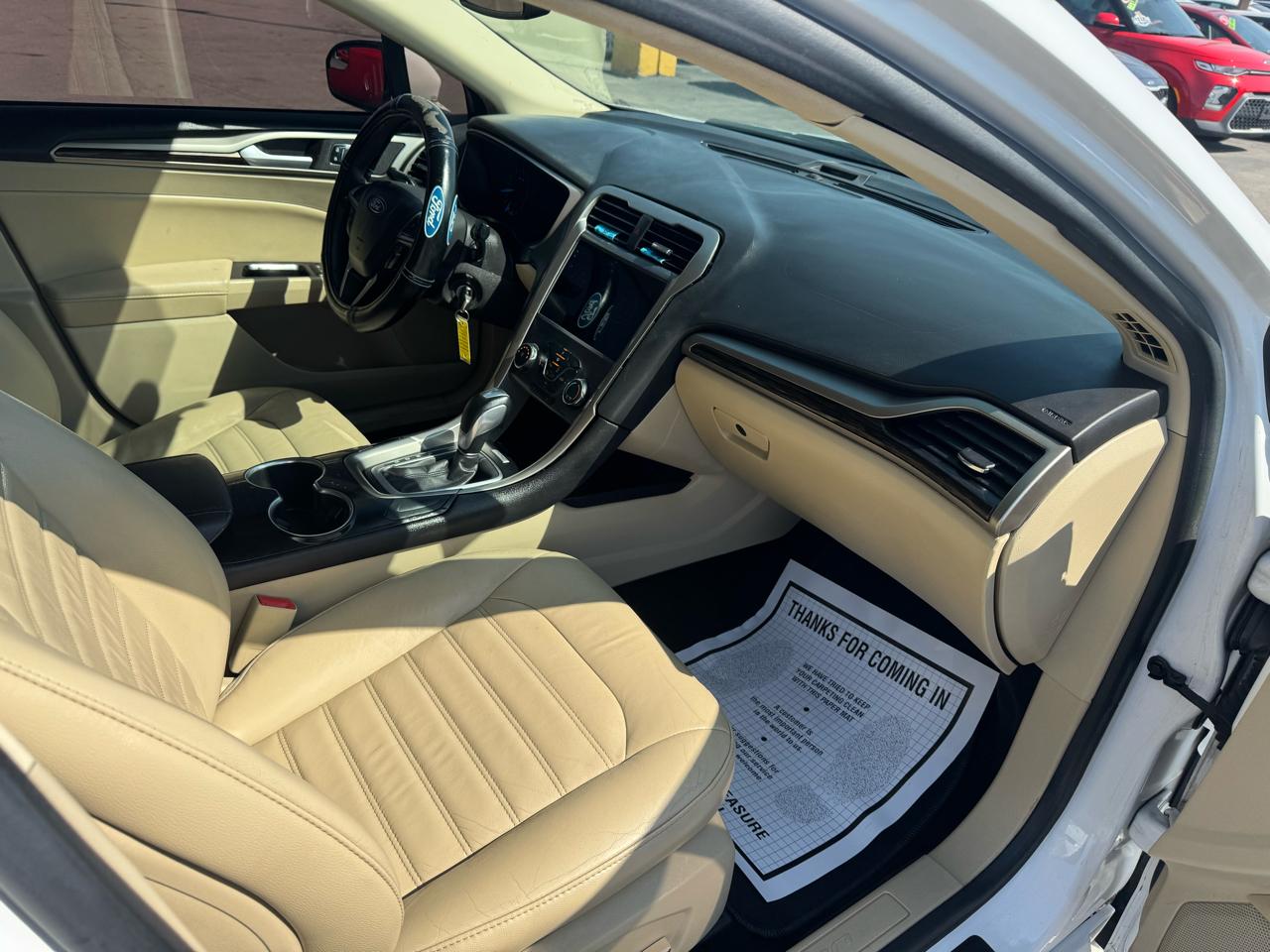 Ford Fusion 4dr Sdn SE FWD 2016