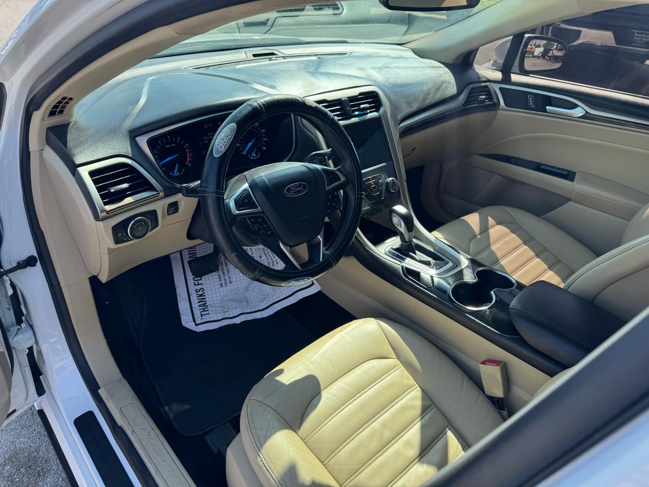 Ford Fusion 4dr Sdn SE FWD 2016