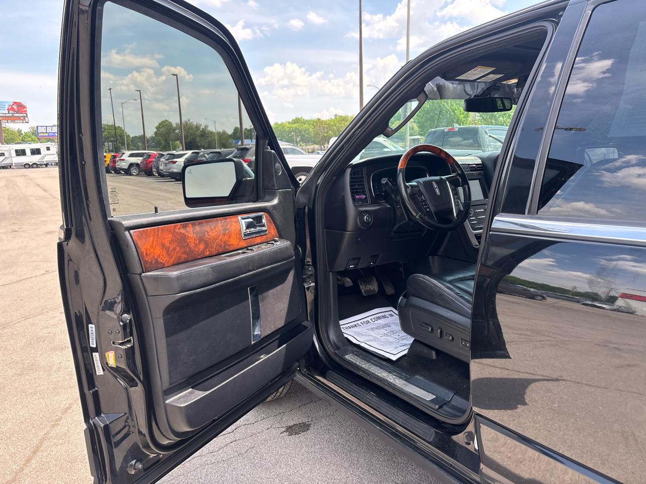 Lincoln Navigator 4WD 4dr Select 2016