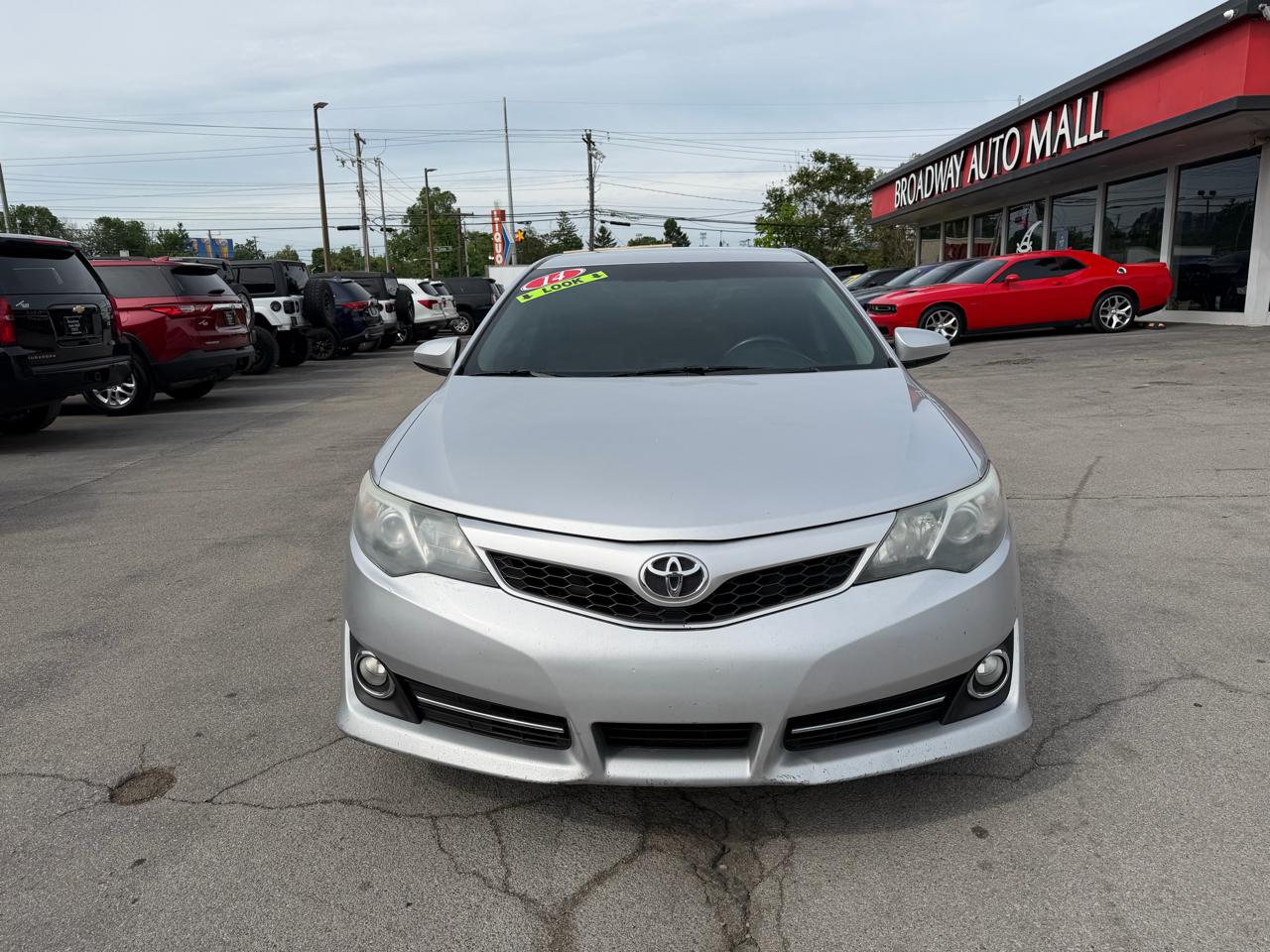 Toyota Camry SE 2014