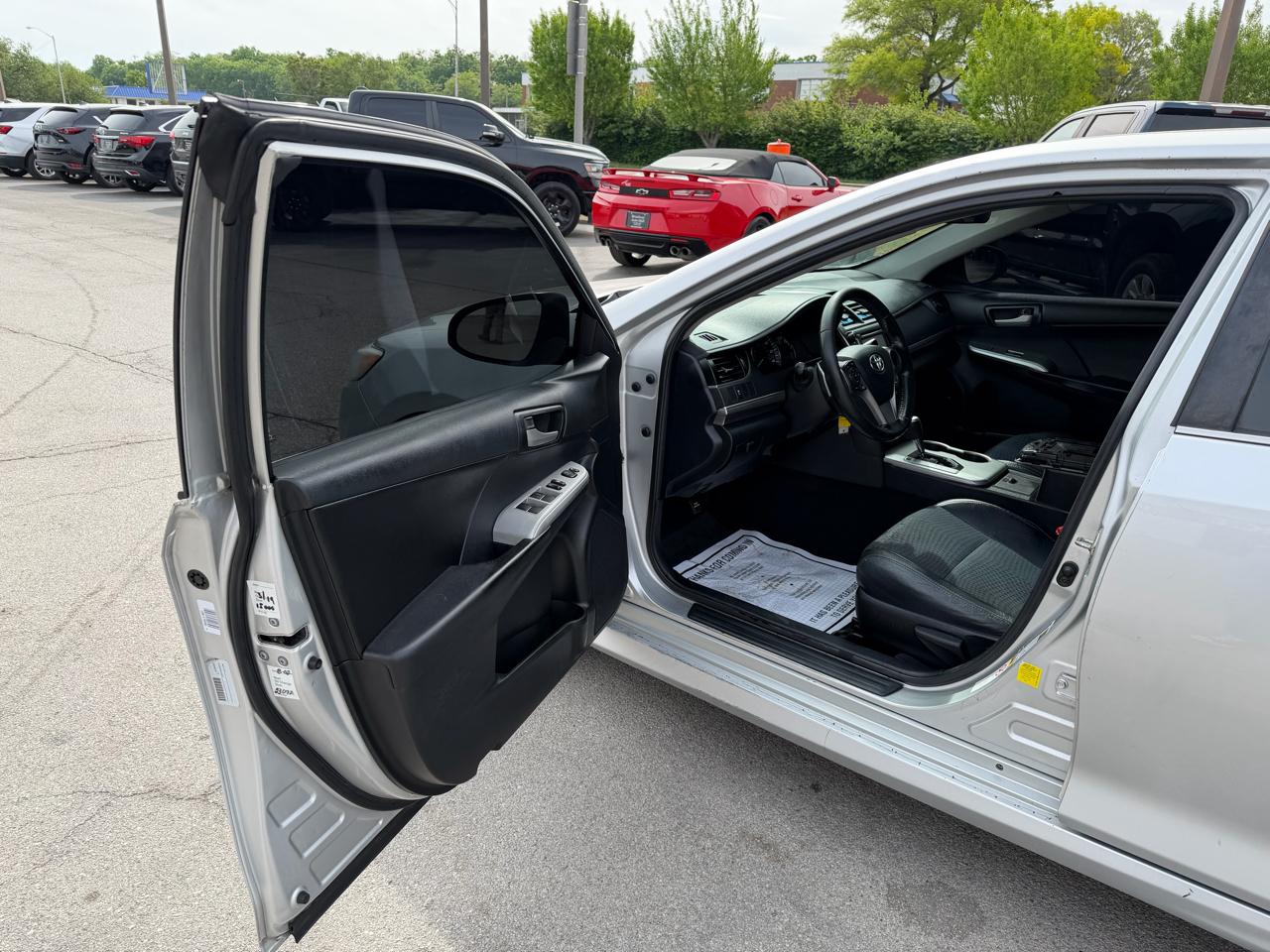 Toyota Camry SE 2014