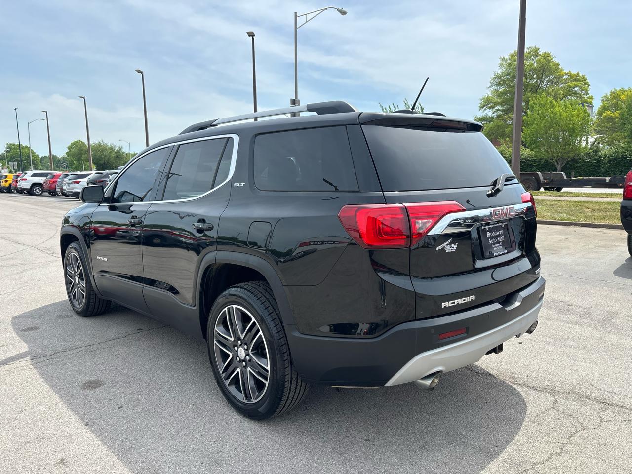 GMC Acadia AWD 4dr SLT w/SLT-1 2017