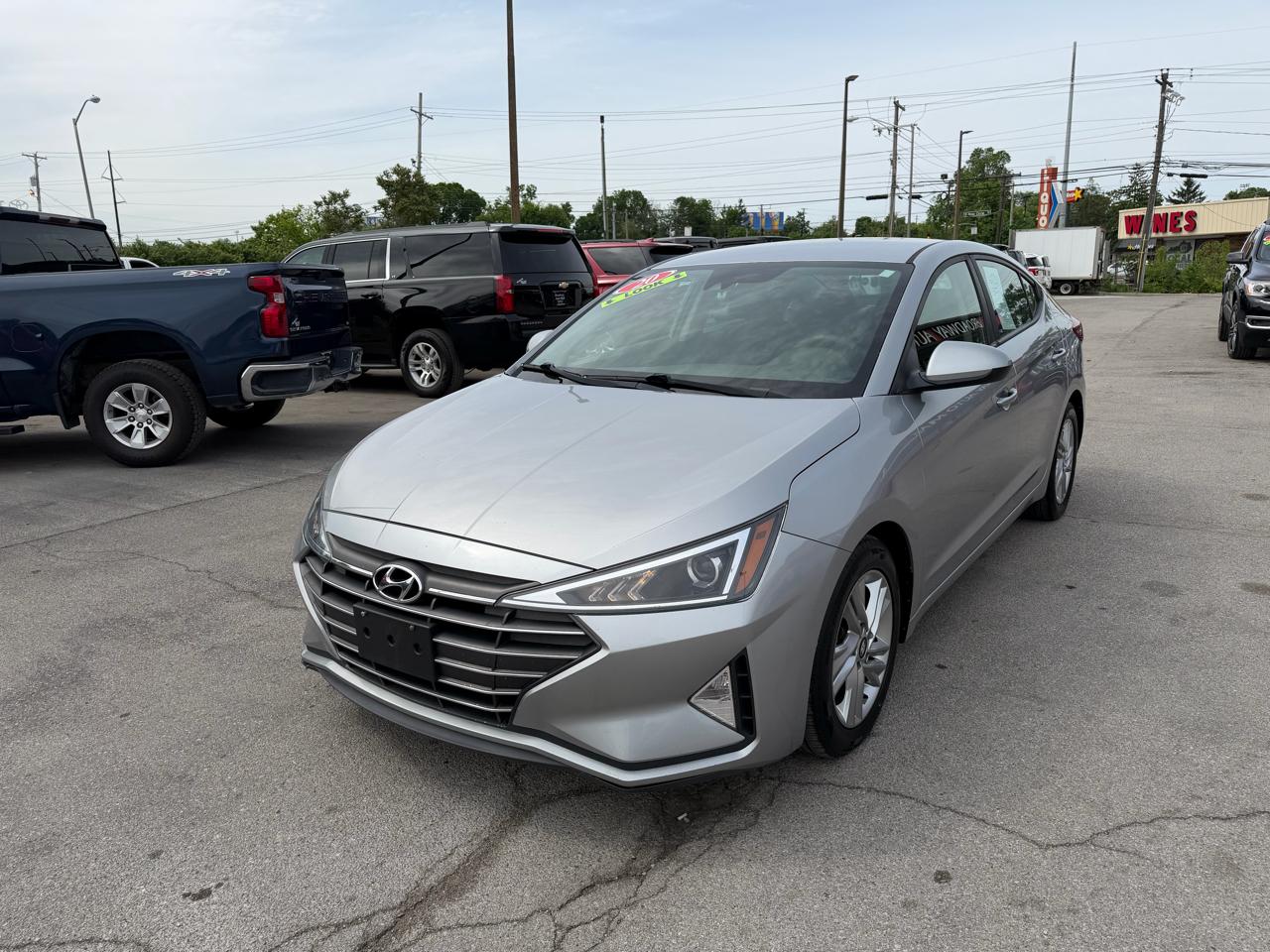 Hyundai Elantra SEL 2020