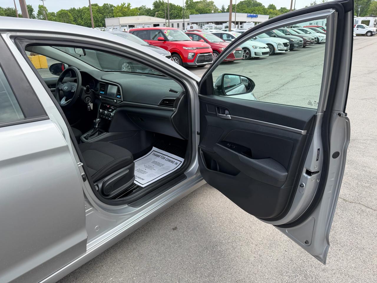 Hyundai Elantra SEL 2020